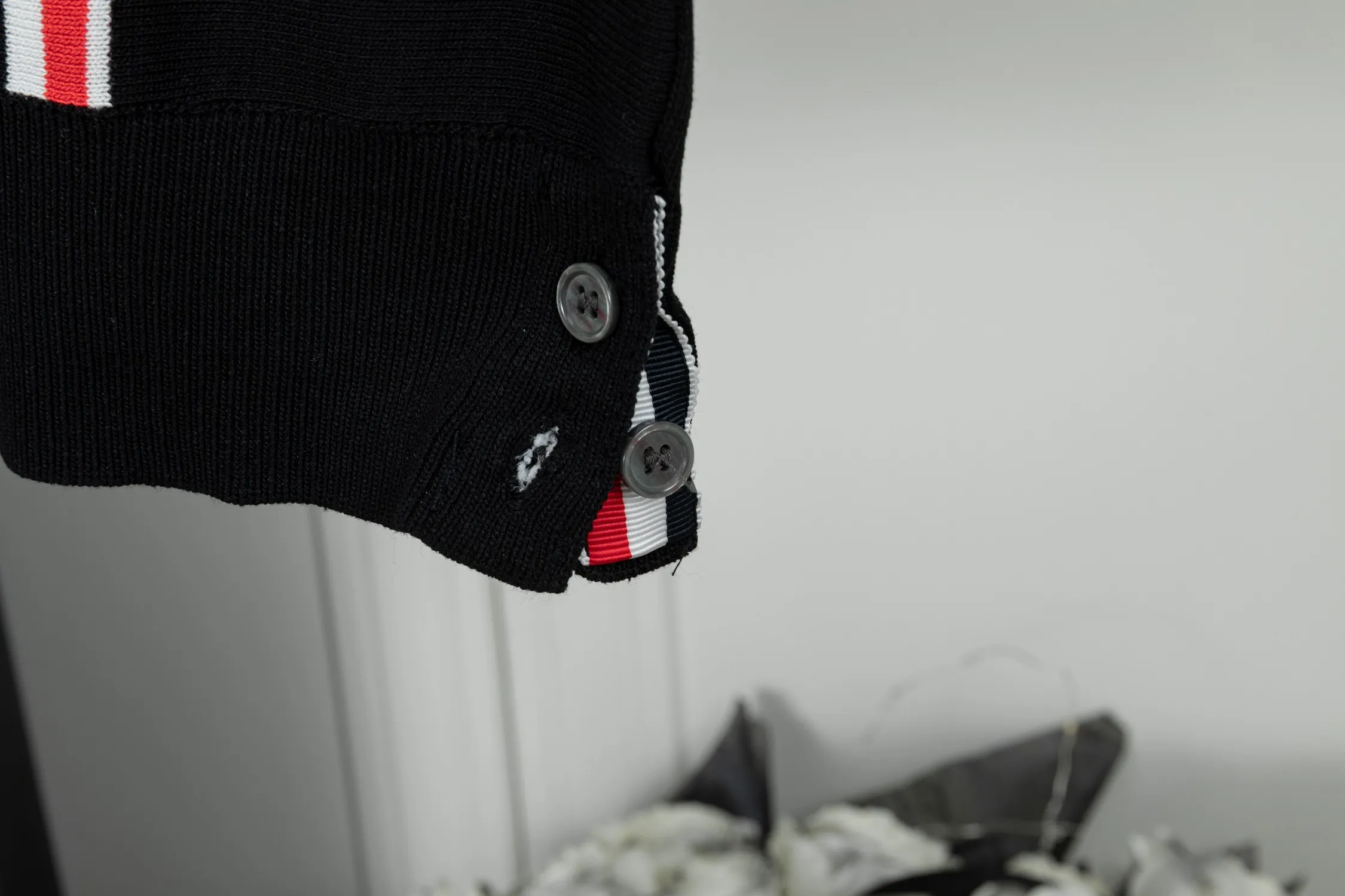𝑻𝒉𝒐𝒎 𝑩𝒓𝒐𝒘𝒏𝒆 ， ， ， ， ， 。 Factory ，Quality ❗️ TB + + ：Black White ：1/2/3/4/5 (M-3XL)
